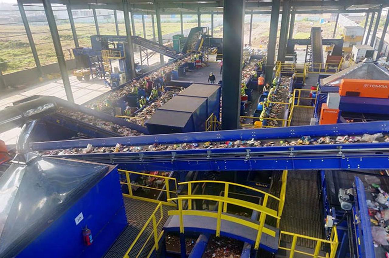 recycle conveyor belt 1280x850.jpg
